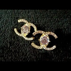 AUTHENTIC Gold Chanel Earrings!